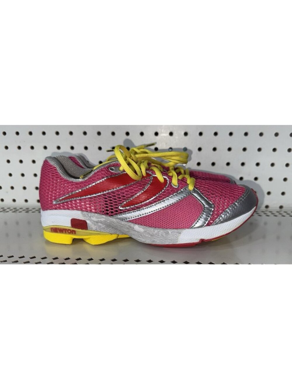 Newton Distance Womens Athletic Running Shoes Size 9.5 Pink Gray Red Yellow